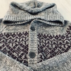 GAP Grey and Mauve Raglan Sleeve Sweater